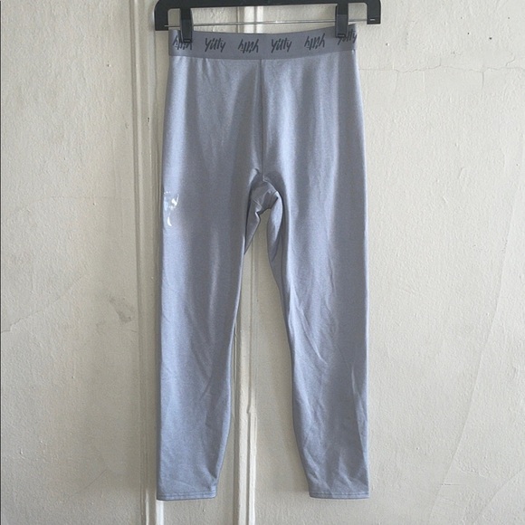 YITTY LEGGINGS LIGHT GRAY NEW NWOT S - Picture 1 of 3